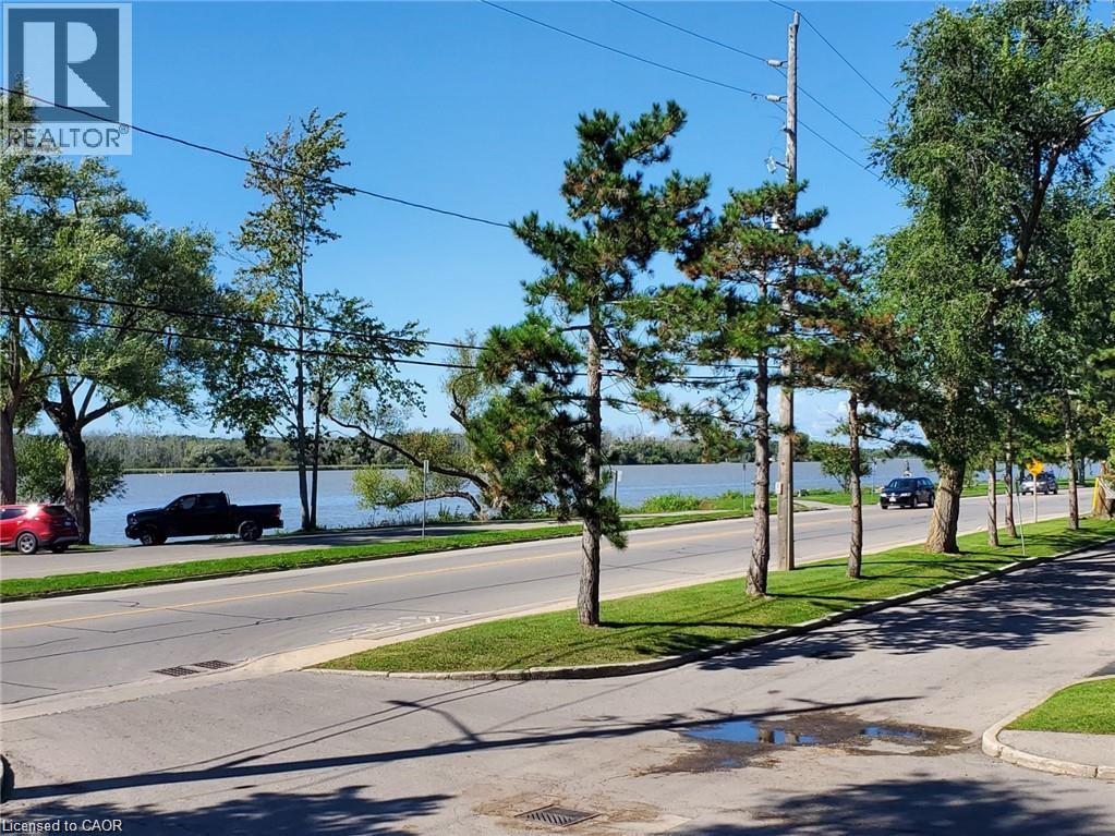 105 Main Street W, Dunnville, Ontario  N1A 3C8 - Photo 37 - 40804827