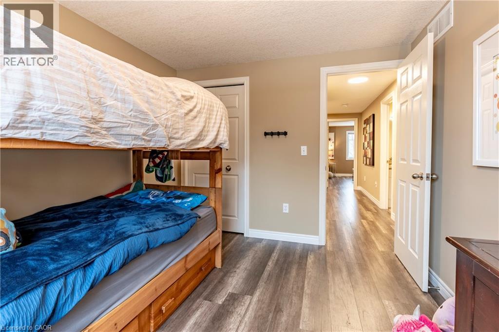 503 Dansbury Drive, Waterloo, Ontario  N2K 4K8 - Photo 33 - 40804526