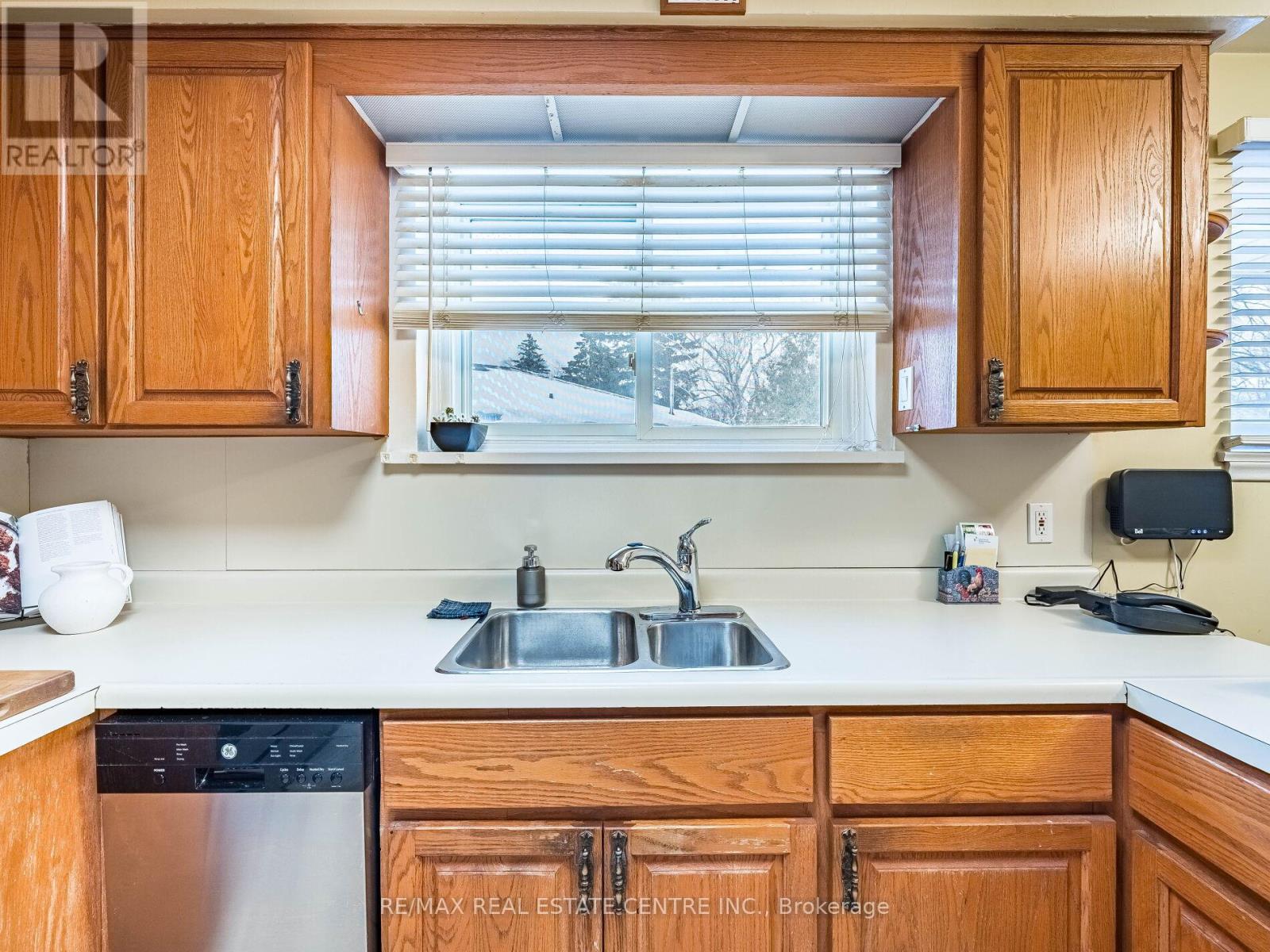 34 Waterfield Drive, Toronto, Ontario  M1P 3W7 - Photo 18 - E12784684