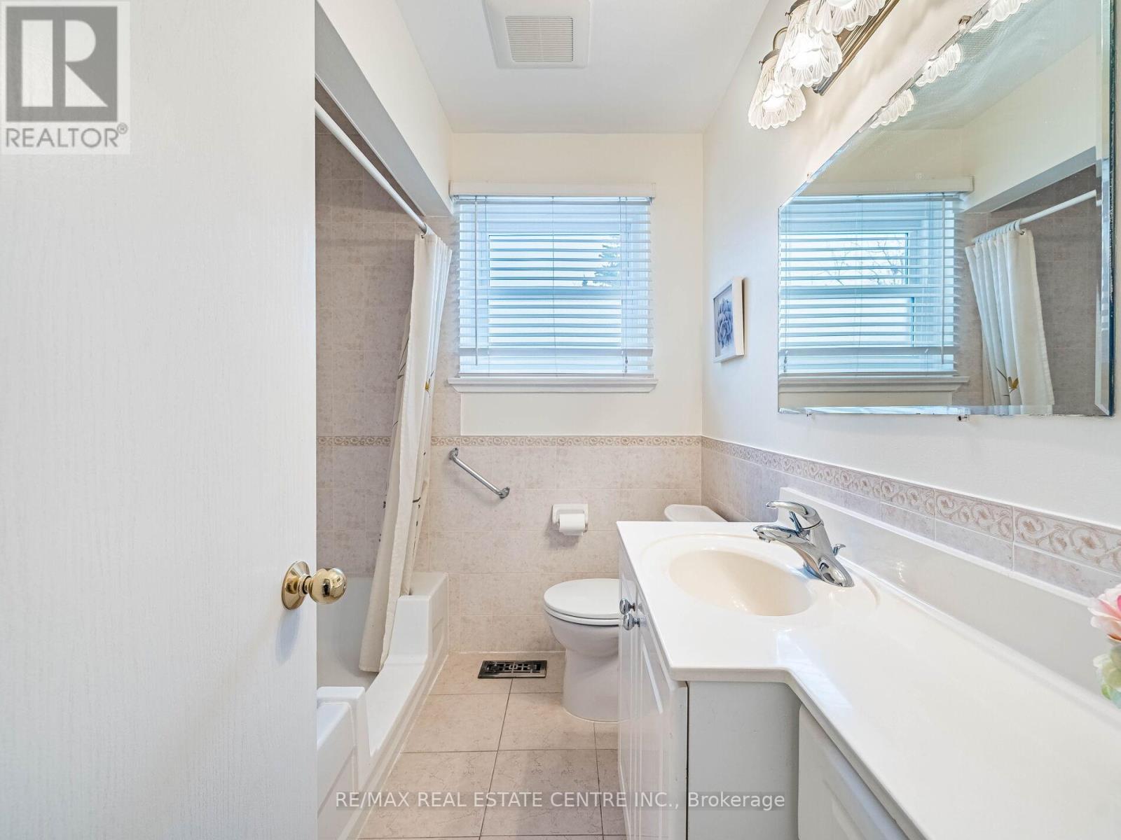 34 Waterfield Drive, Toronto, Ontario  M1P 3W7 - Photo 27 - E12784684