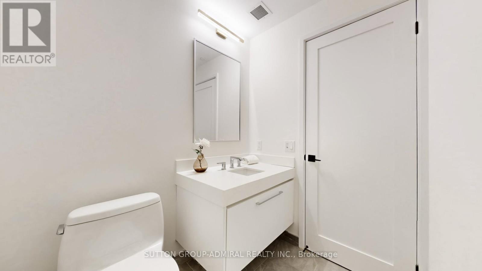 Ph 617 - 899 College Street, Toronto, Ontario  M6H 1A1 - Photo 16 - C12769924