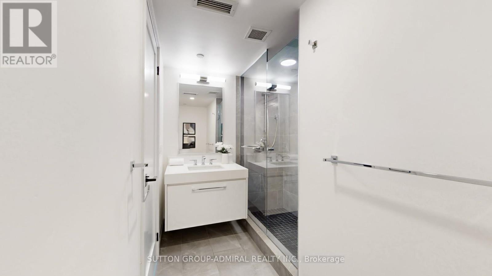 Ph 617 - 899 College Street, Toronto, Ontario  M6H 1A1 - Photo 23 - C12769924