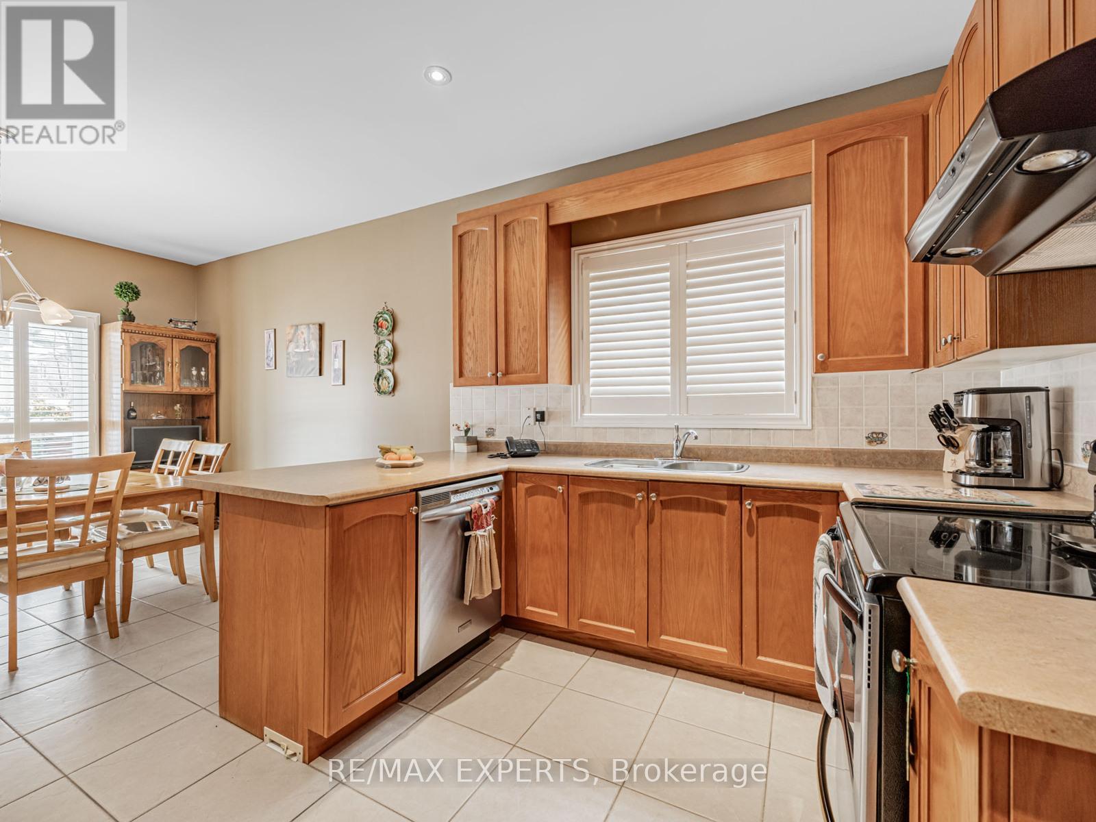 97 Diploma Avenue, Vaughan, Ontario  L4H 3A6 - Photo 10 - N12784706