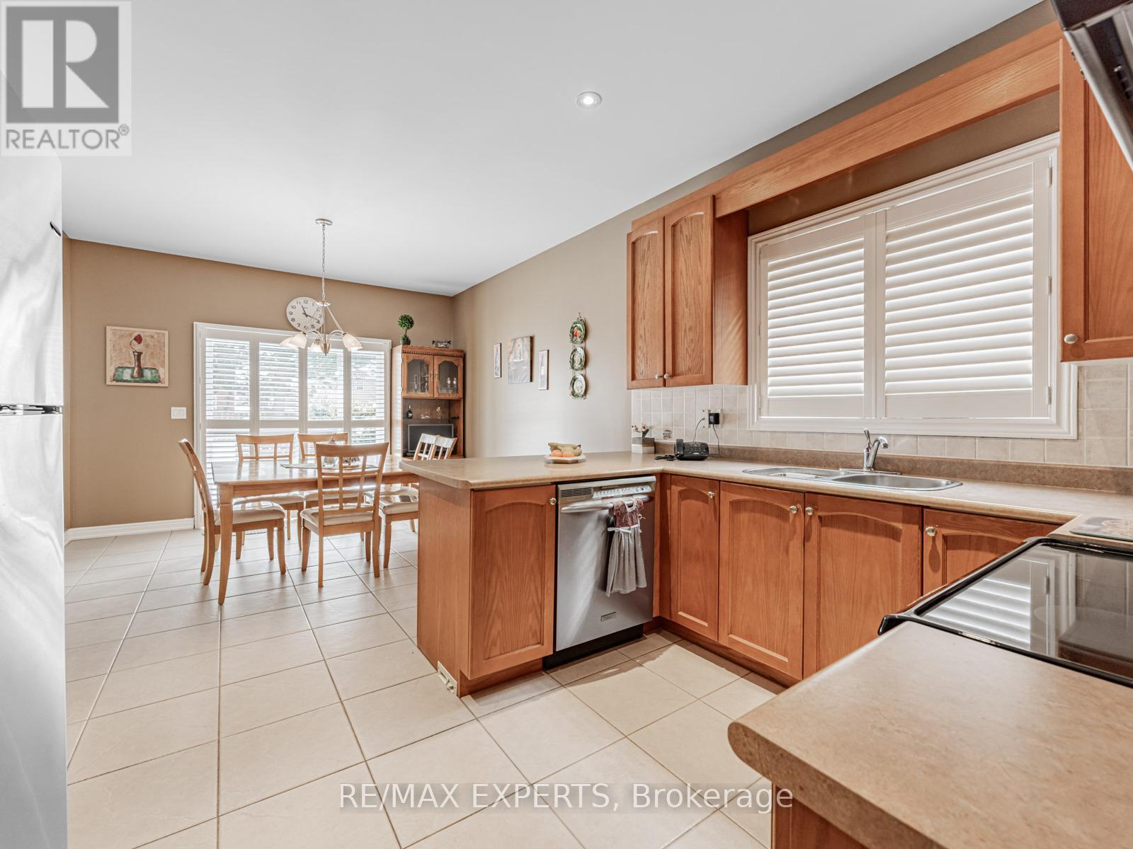 97 Diploma Avenue, Vaughan, Ontario  L4H 3A6 - Photo 11 - N12784706