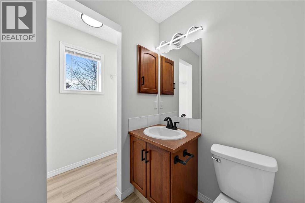 11 Copperfield Court Se, Calgary, Alberta  T2Z 4Z3 - Photo 24 - A2283861