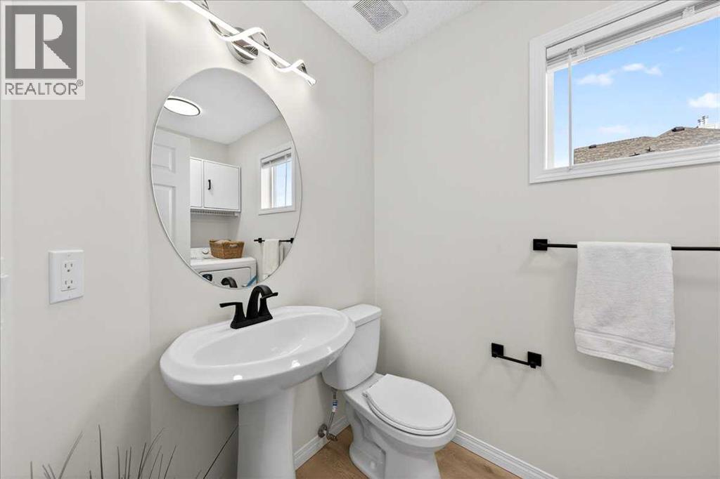 11 Copperfield Court Se, Calgary, Alberta  T2Z 4Z3 - Photo 16 - A2283861