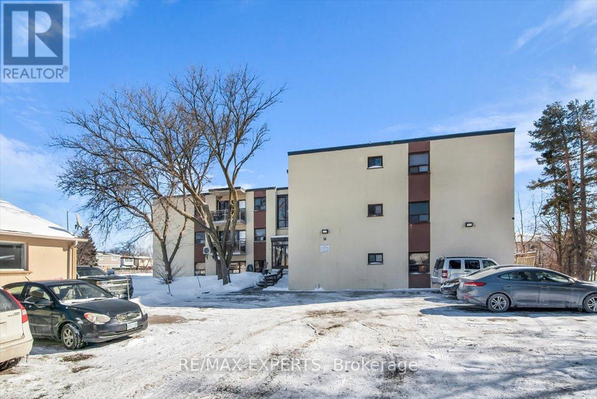 101 - 16 William Street, Caledon, Ontario  L7E 4V2 - Photo 3 - W12784672