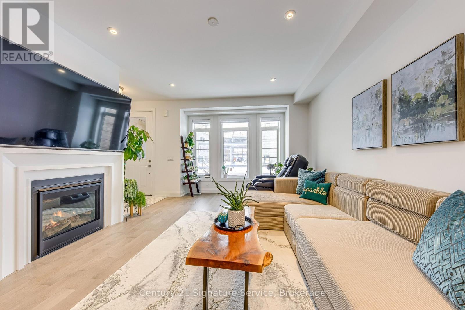 4011 Sixth Line, Oakville, Ontario  L6H 3P8 - Photo 5 - W12784680