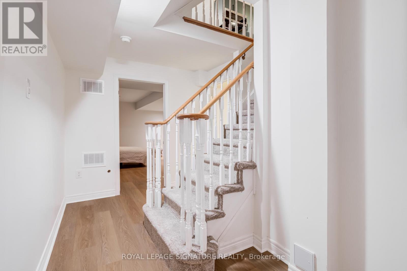 10 - 1050 Grand Boulevard, Oakville, Ontario  L6H 2S5 - Photo 38 - W12784694