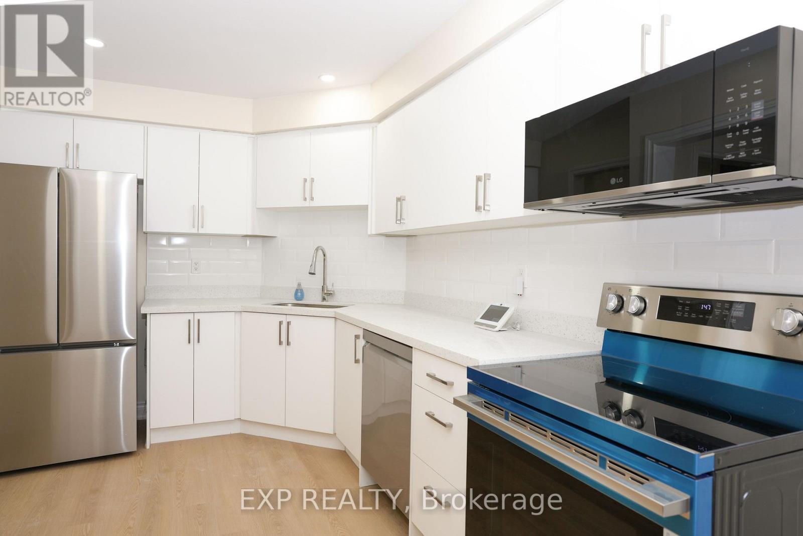 2289 Munn's Avenue, Oakville, Ontario  L6H 5E9 - Photo 6 - W12784722