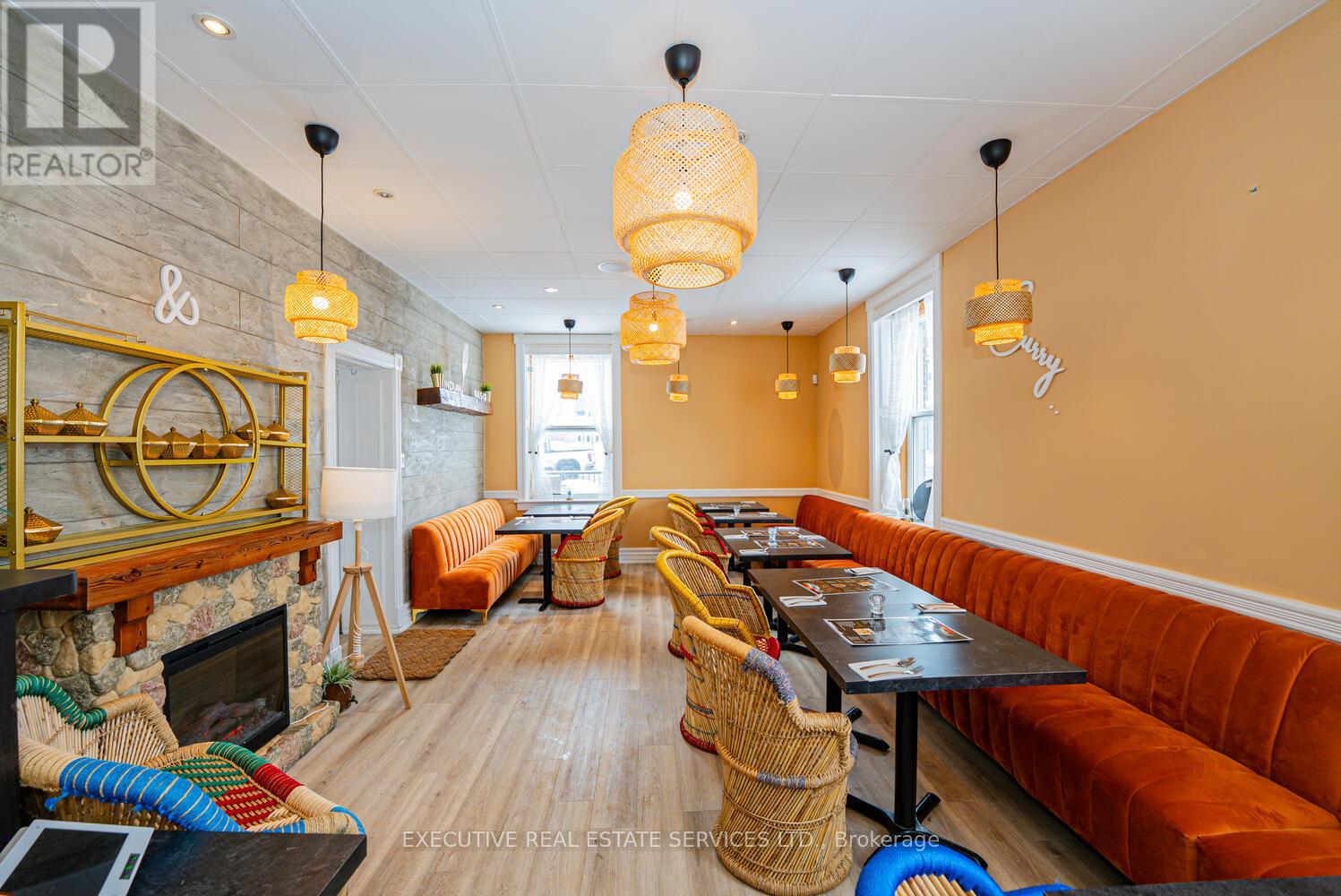 115 Main Street S, Halton Hills (Georgetown), Ontario  L7G 3H5 - Photo 12 - W12784746