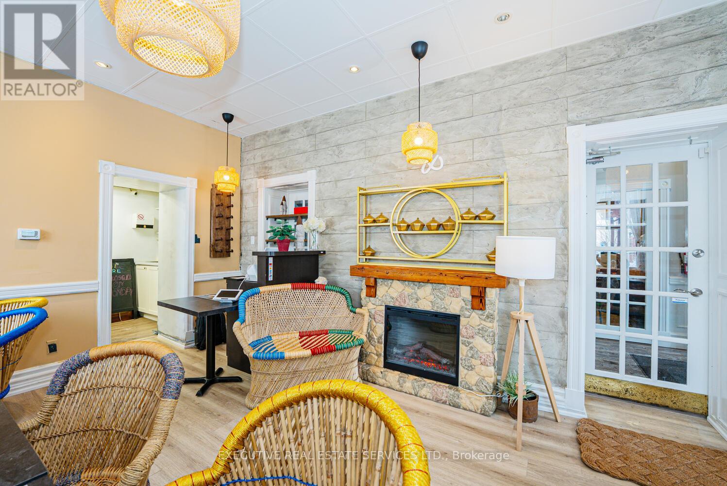 115 Main Street S, Halton Hills (Georgetown), Ontario  L7G 3H5 - Photo 15 - W12784746