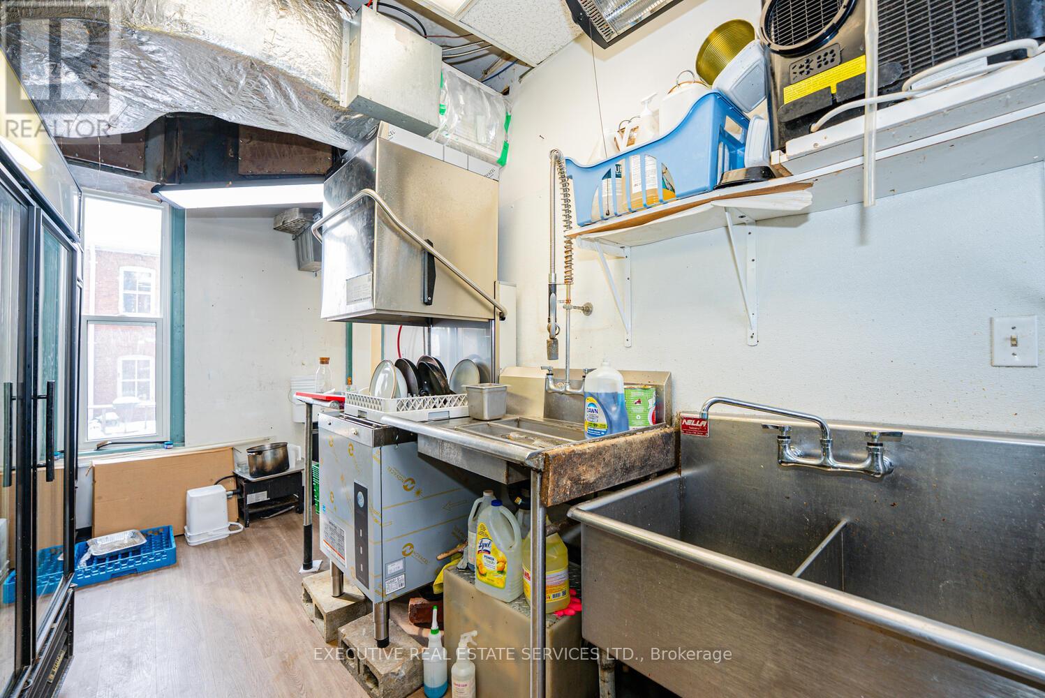 115 Main Street S, Halton Hills (Georgetown), Ontario  L7G 3H5 - Photo 23 - W12784746