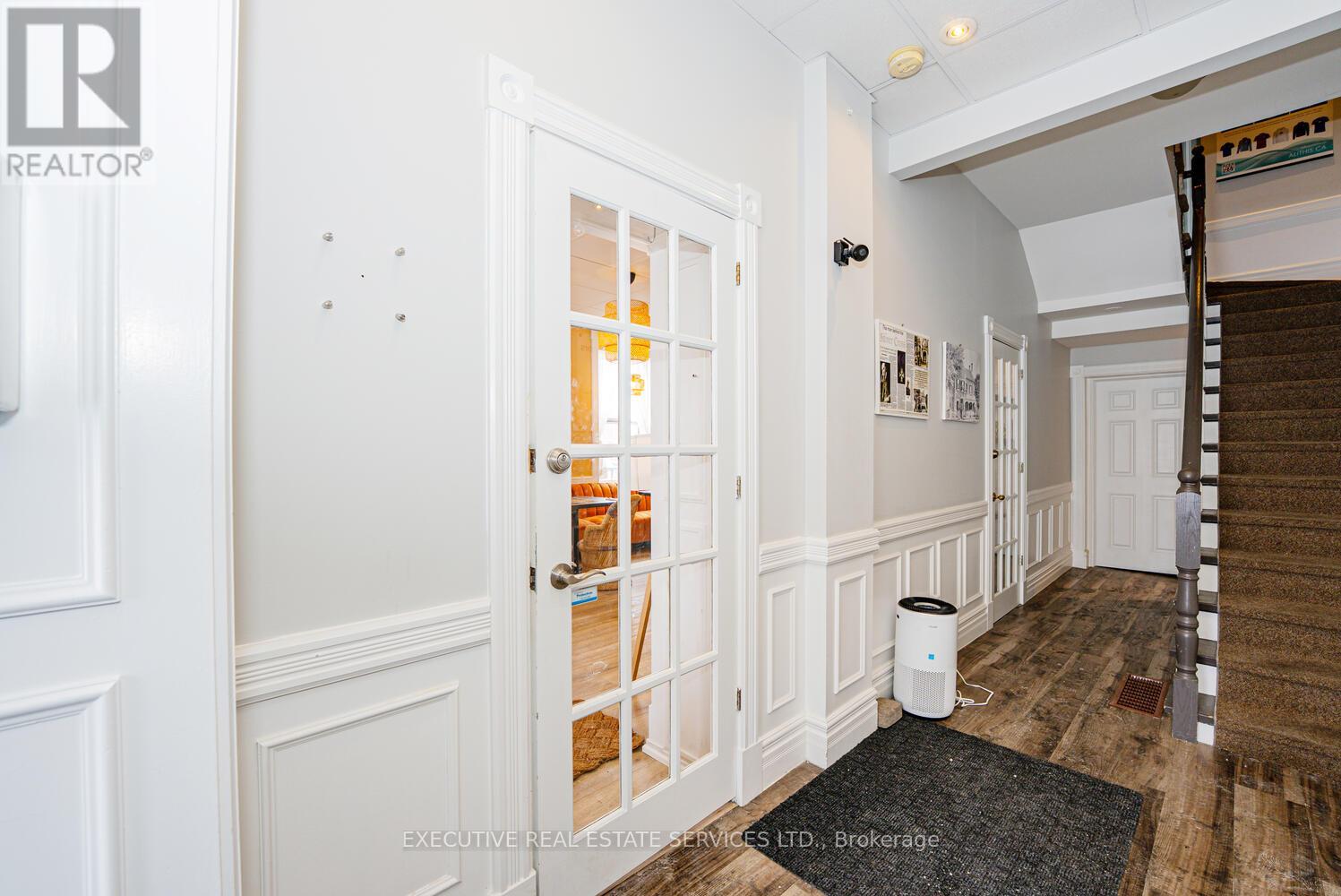 115 Main Street S, Halton Hills (Georgetown), Ontario  L7G 3H5 - Photo 9 - W12784746