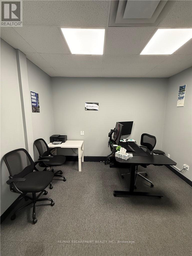 302 Brucedale Avenue, Hamilton (Inch Park), Ontario  L9A 1R1 - Photo 14 - X12784682