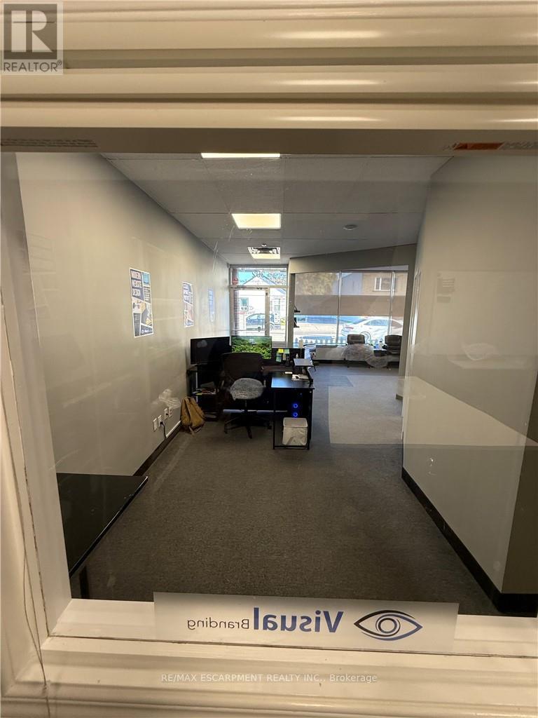 302 Brucedale Avenue, Hamilton (Inch Park), Ontario  L9A 1R1 - Photo 25 - X12784682