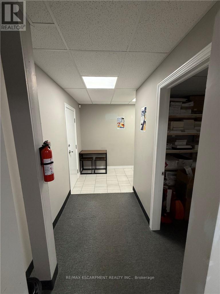 302 Brucedale Avenue, Hamilton (Inch Park), Ontario  L9A 1R1 - Photo 33 - X12784682