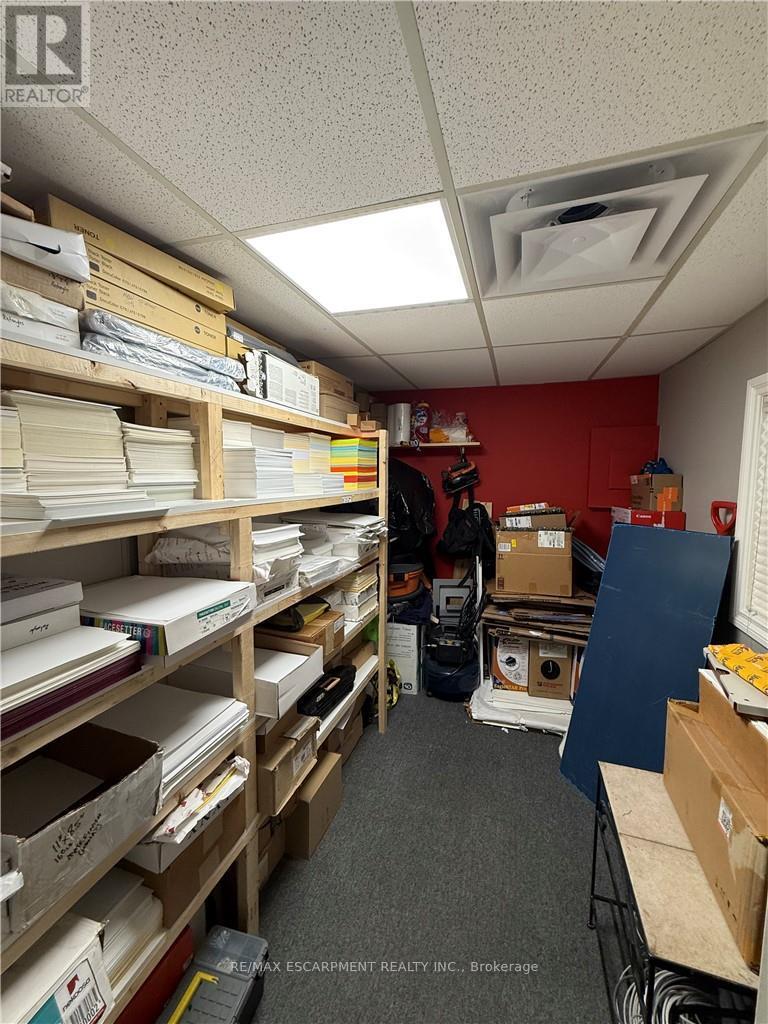 302 Brucedale Avenue, Hamilton (Inch Park), Ontario  L9A 1R1 - Photo 34 - X12784682