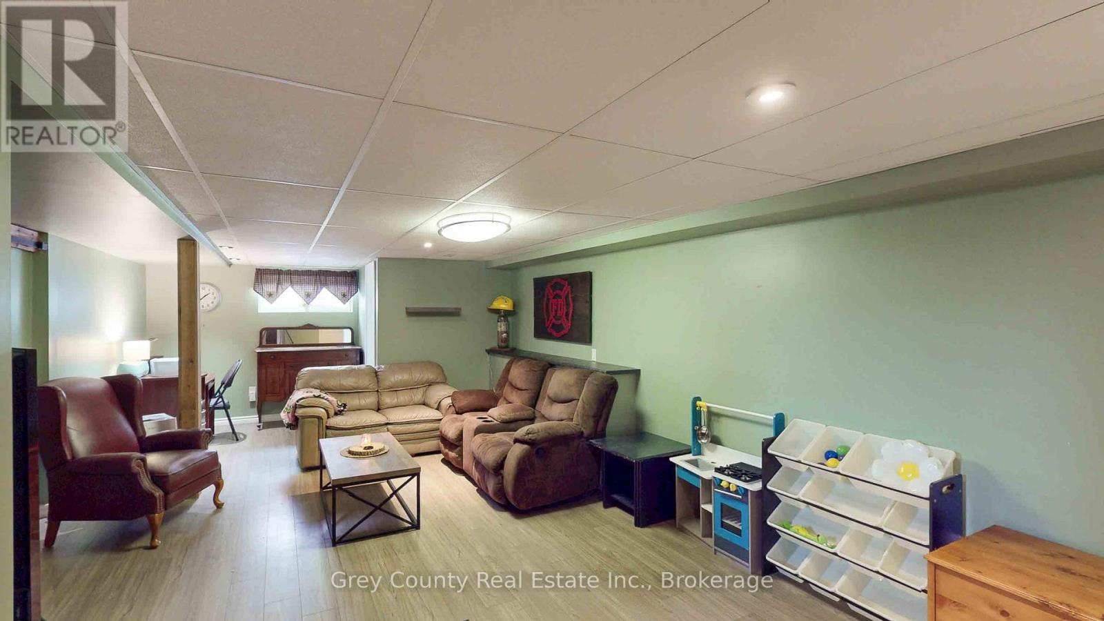 23 Brackenbury Street, Grey Highlands, Ontario  N0C 1H0 - Photo 20 - X12784794