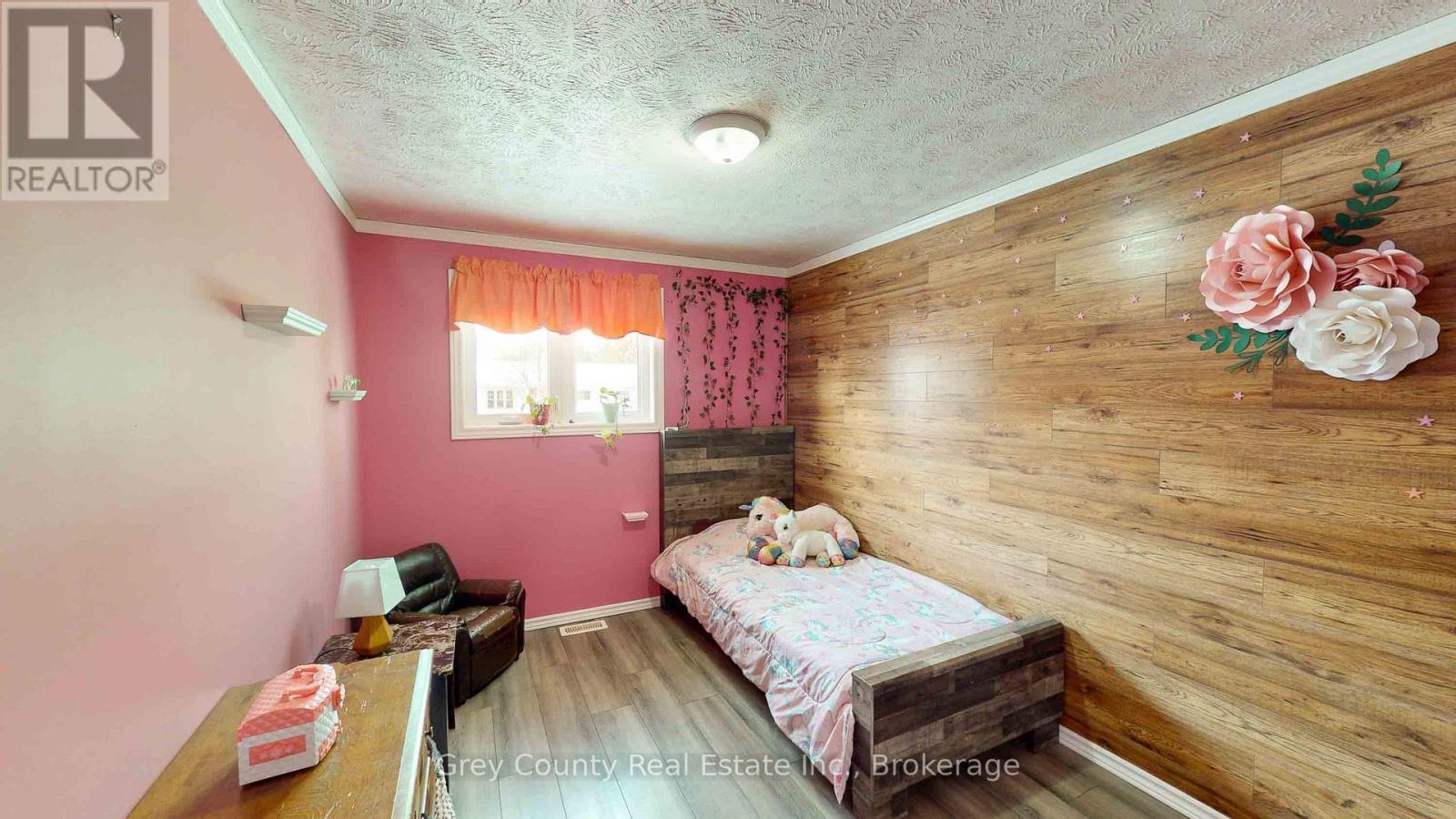 23 Brackenbury Street, Grey Highlands, Ontario  N0C 1H0 - Photo 27 - X12784794