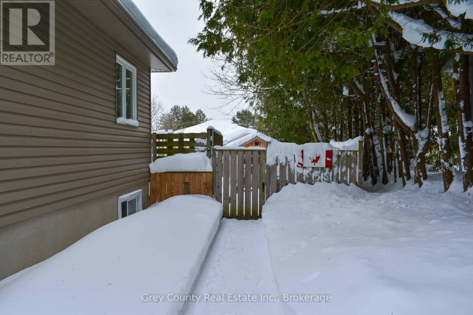 23 Brackenbury Street, Grey Highlands, Ontario  N0C 1H0 - Photo 36 - X12784794