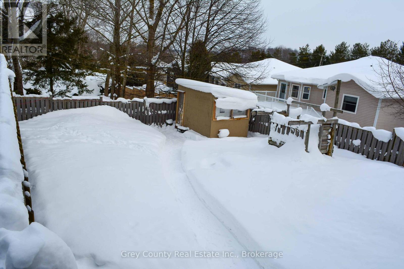 23 Brackenbury Street, Grey Highlands, Ontario  N0C 1H0 - Photo 38 - X12784794