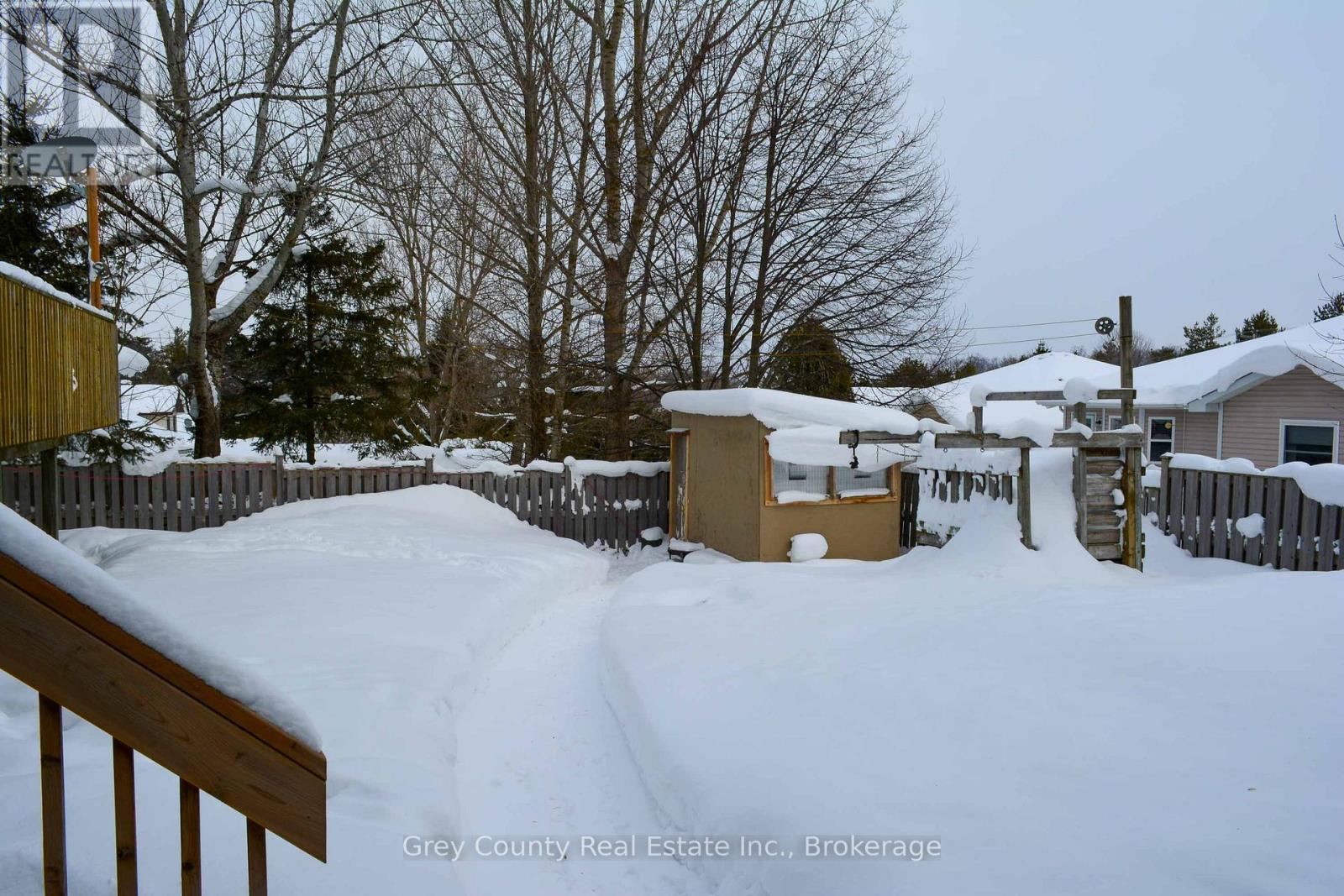 23 Brackenbury Street, Grey Highlands, Ontario  N0C 1H0 - Photo 39 - X12784794