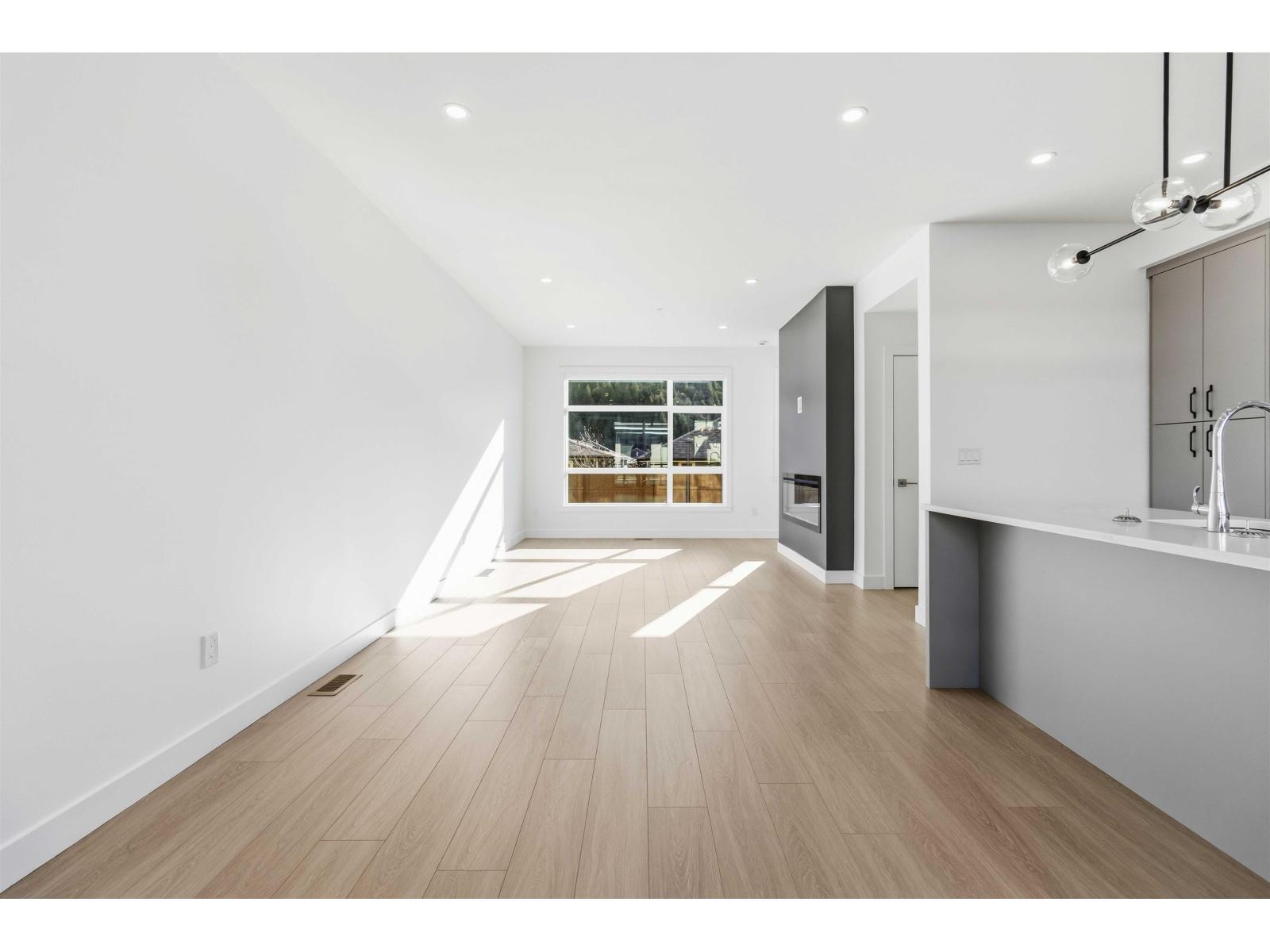 215 46150 Thomas Road, Vedder Crossing, Chilliwack, British Columbia  V2R 6B3 - Photo 12 - R3089500