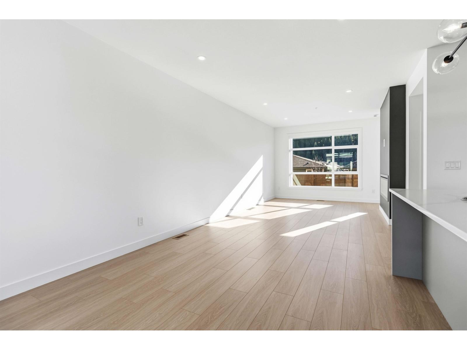 215 46150 Thomas Road, Vedder Crossing, Chilliwack, British Columbia  V2R 6B3 - Photo 11 - R3089500