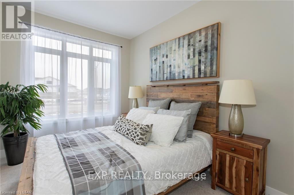 2244 Evans Boulevard, London South, Ontario  N6M 0A8 - Photo 18 - X12784846