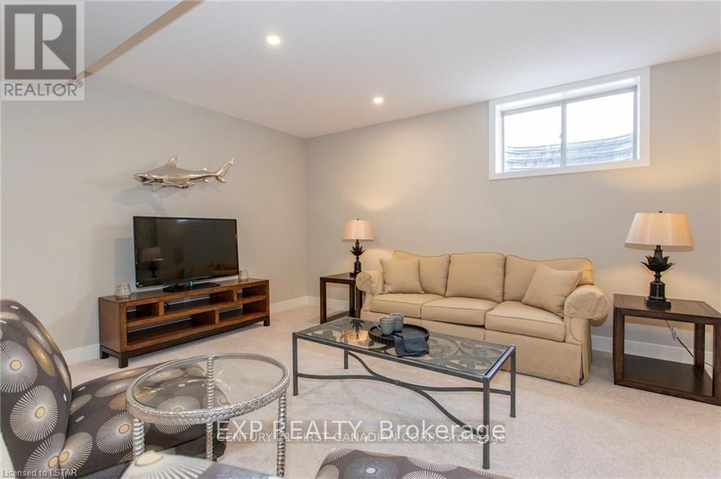 2244 Evans Boulevard, London South, Ontario  N6M 0A8 - Photo 22 - X12784846