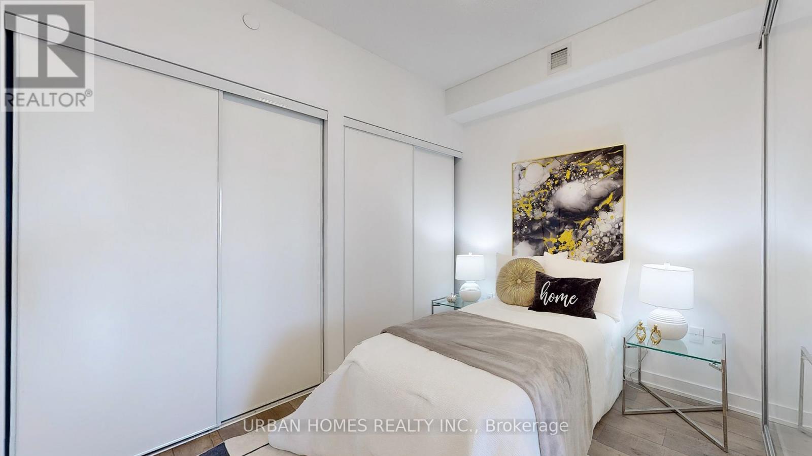 818 - 38 Honeycrisp Crescent, Vaughan, Ontario  L4K 0M7 - Photo 16 - N12781726