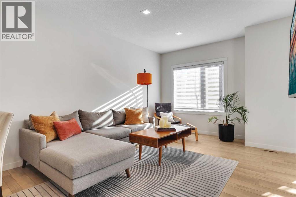 247 Greenbriar Common Nw, Calgary, Alberta  T3B 6J3 - Photo 21 - A2285870