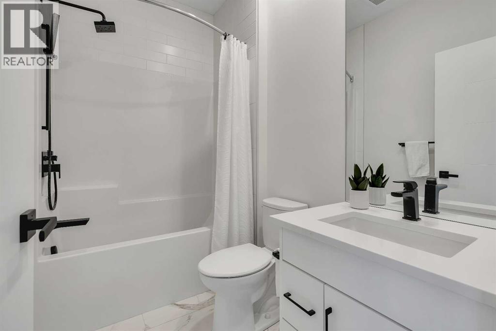 247 Greenbriar Common Nw, Calgary, Alberta  T3B 6J3 - Photo 32 - A2285870