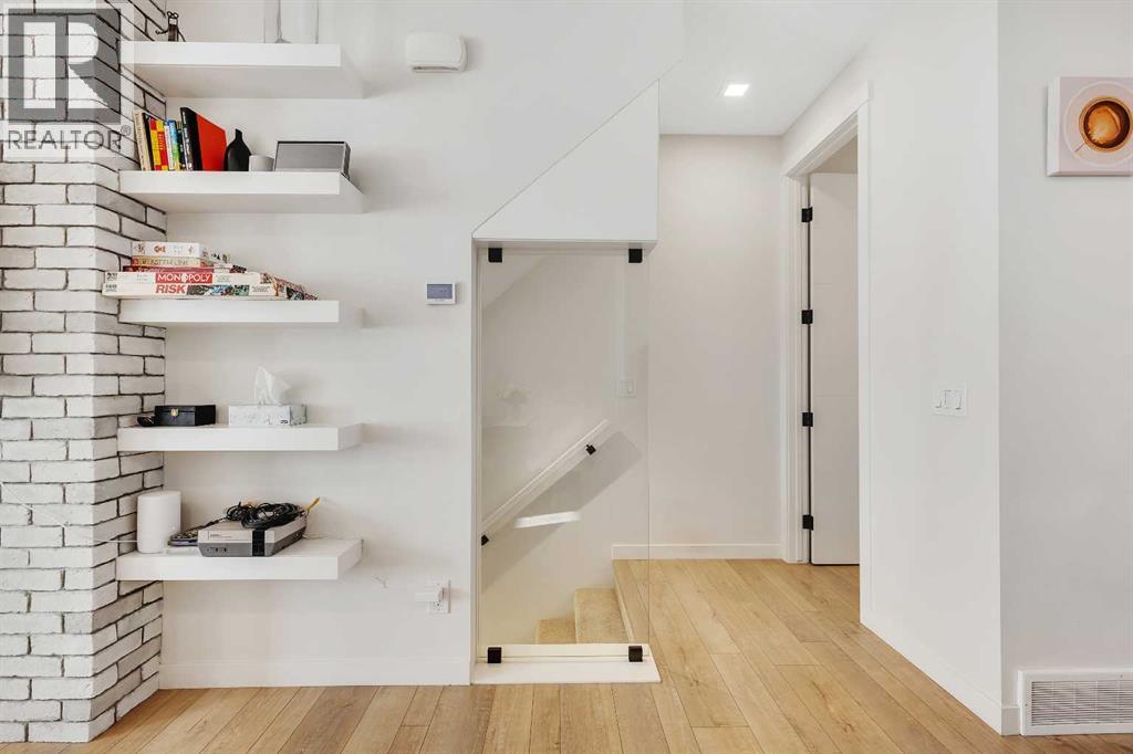 247 Greenbriar Common Nw, Calgary, Alberta  T3B 6J3 - Photo 8 - A2285870