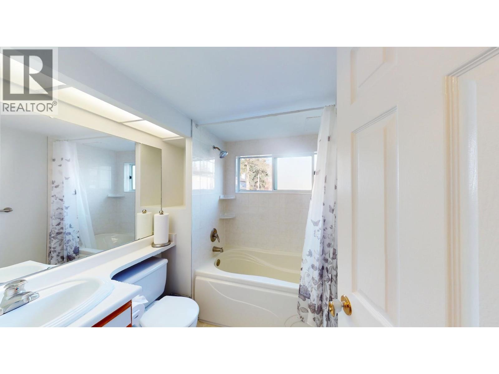 68 1195 Falcon Drive, Coquitlam, British Columbia  V3E 2H1 - Photo 12 - R3089062