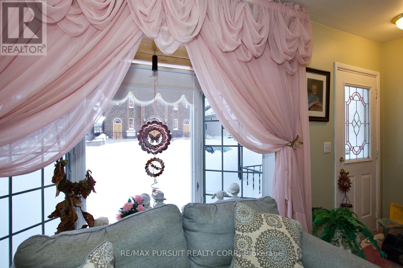 33 Lebel Avenue, Kirkland Lake (Kl & Area), Ontario  P2N 2Y4 - Photo 7 - T12784770