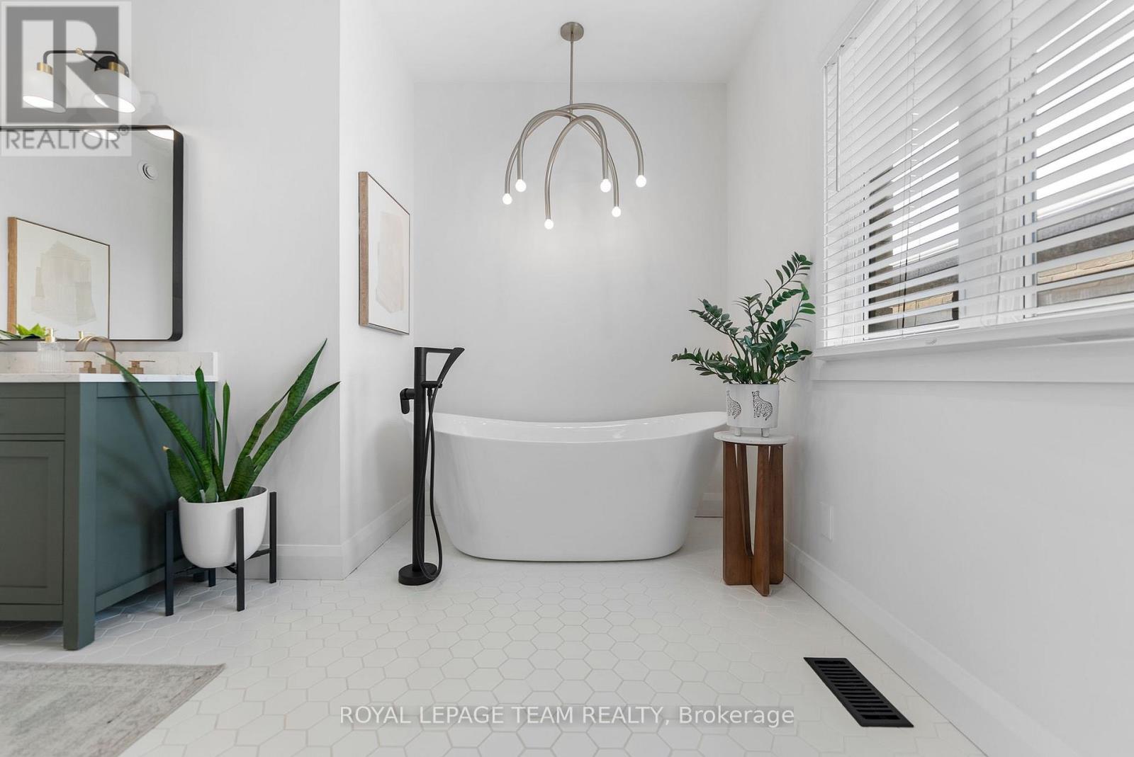 177 Charles Street, Arnprior, Ontario  K7S 3V5 - Photo 38 - X12784760