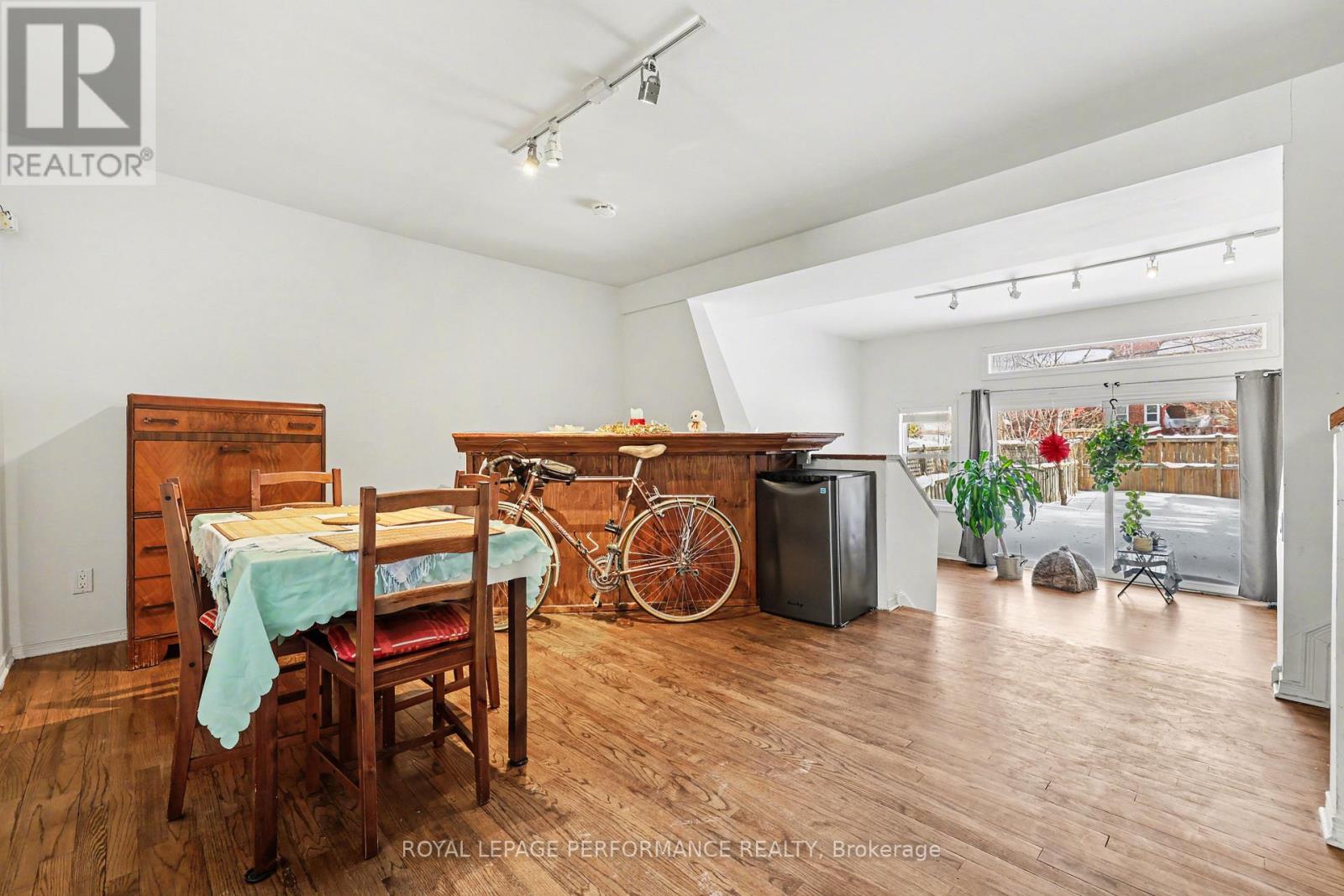 157 Russell Avenue, Ottawa, Ontario  K1N 7X3 - Photo 7 - X12784790