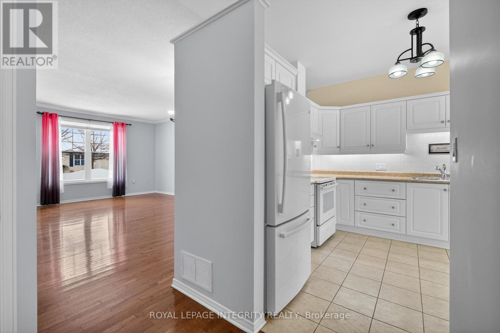 657 Country Trail Private, Ottawa, Ontario  K0A 1K0 - Photo 9 - X12784800