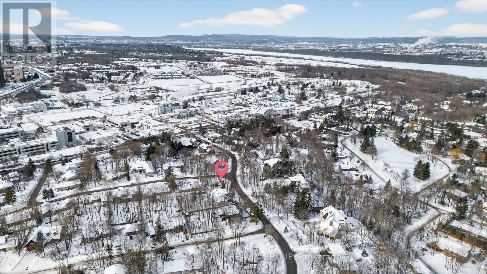 8 Davidson Drive, Ottawa, Ontario  K1J 7J9 - Photo 15 - X12784838