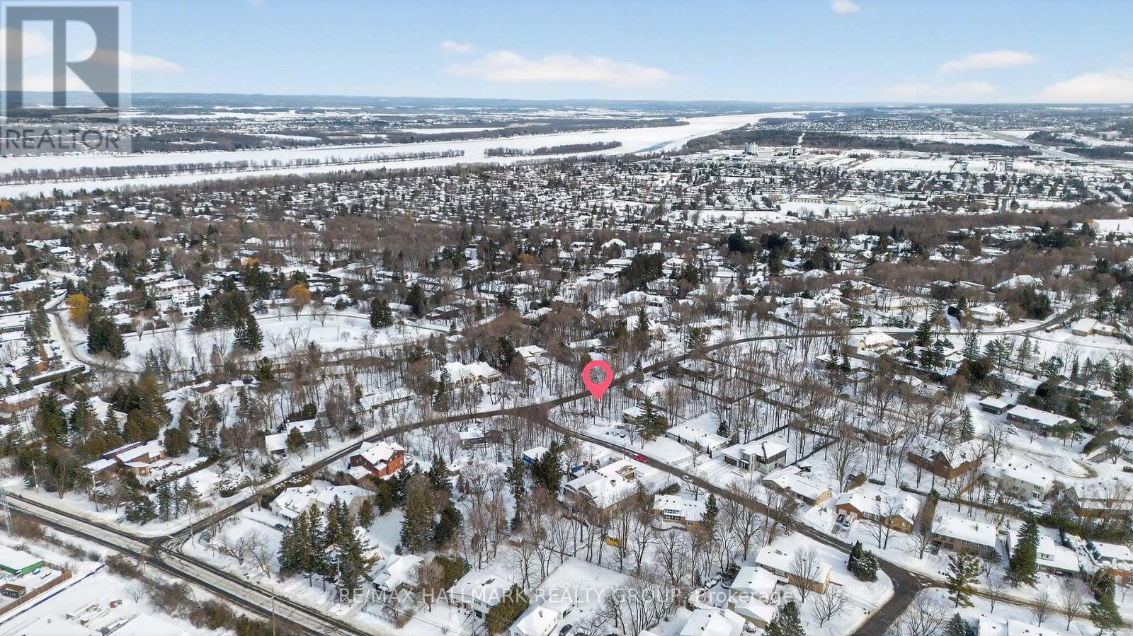 8 Davidson Drive, Ottawa, Ontario  K1J 7J9 - Photo 16 - X12784838