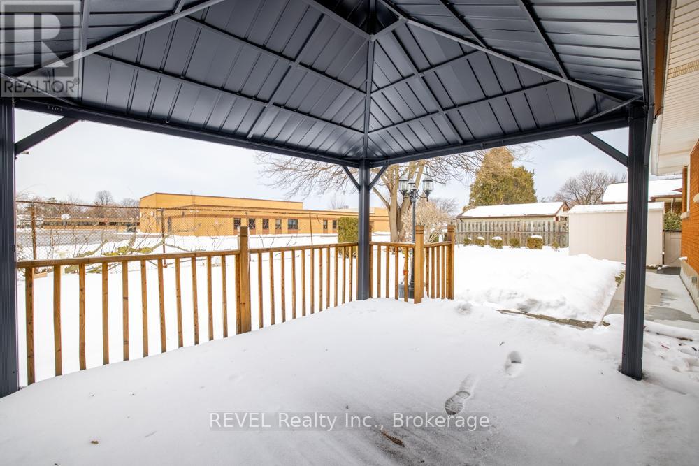 87 Royal Manor Drive, St. Catharines, Ontario  L2M 4L9 - Photo 27 - X12784844