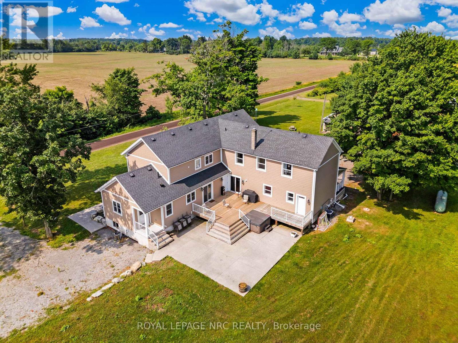 4692 Gilmore Road, Fort Erie, Ontario  L0S 1N0 - Photo 3 - X12784920