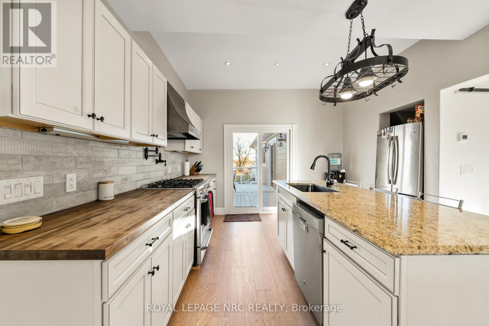 4692 Gilmore Road, Fort Erie, Ontario  L0S 1N0 - Photo 37 - X12784920