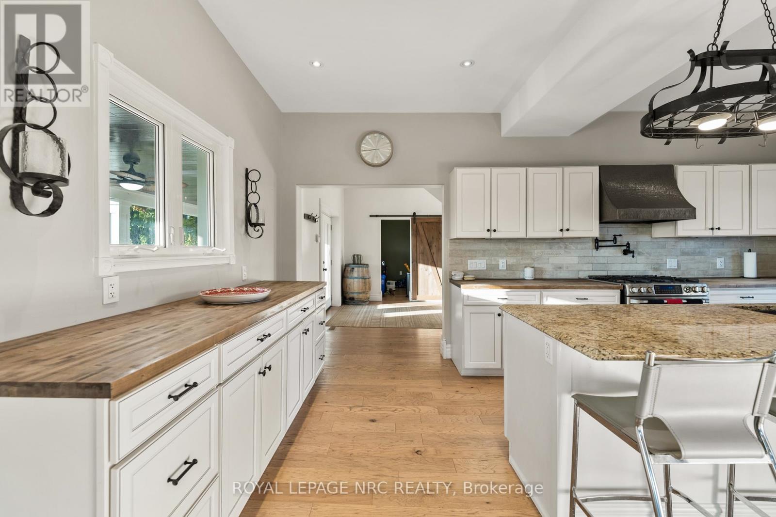 4692 Gilmore Road, Fort Erie, Ontario  L0S 1N0 - Photo 38 - X12784920