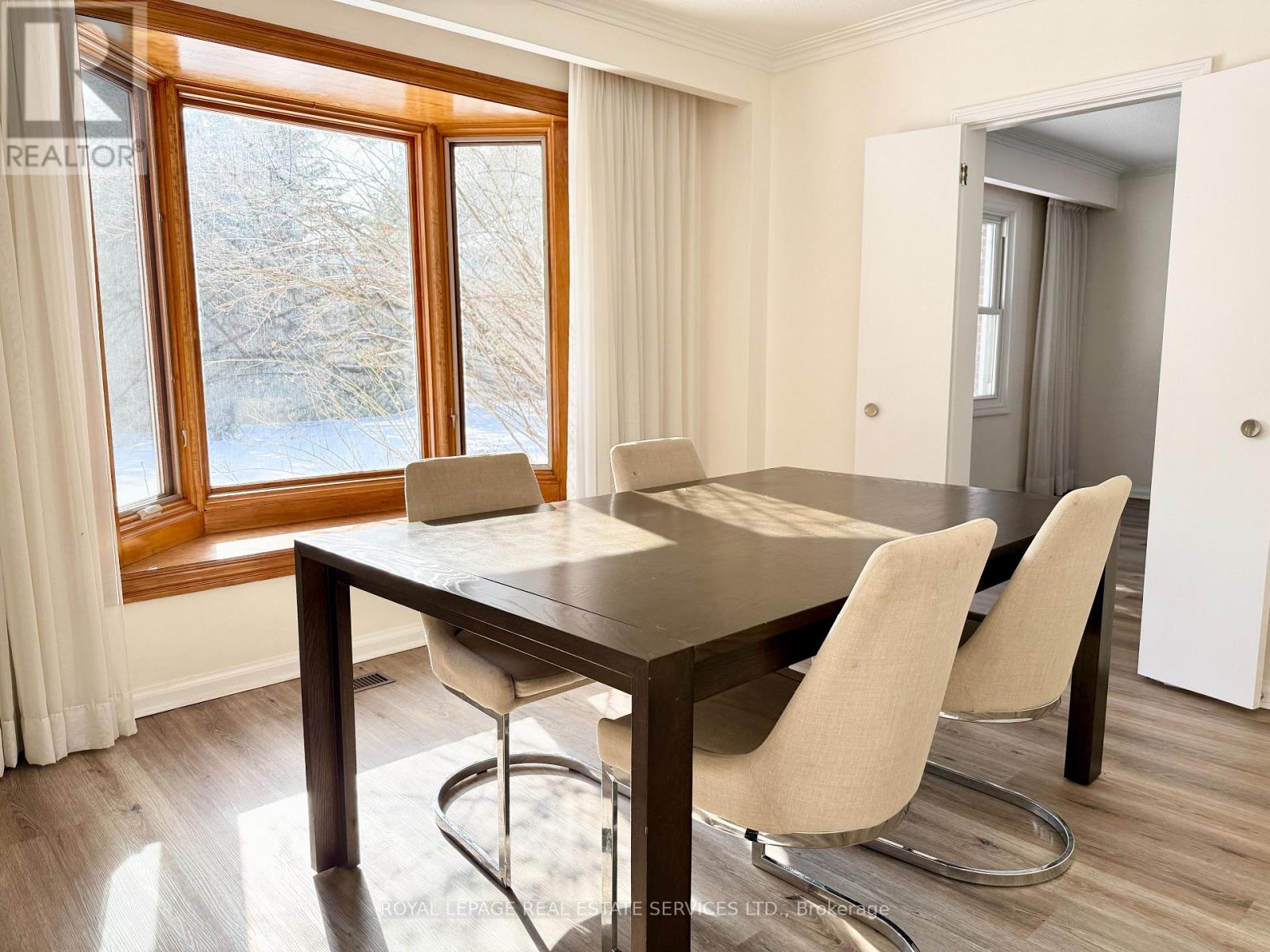 1268 Cleaver Drive, Oakville, Ontario  L6J 1W3 - Photo 5 - W12670000