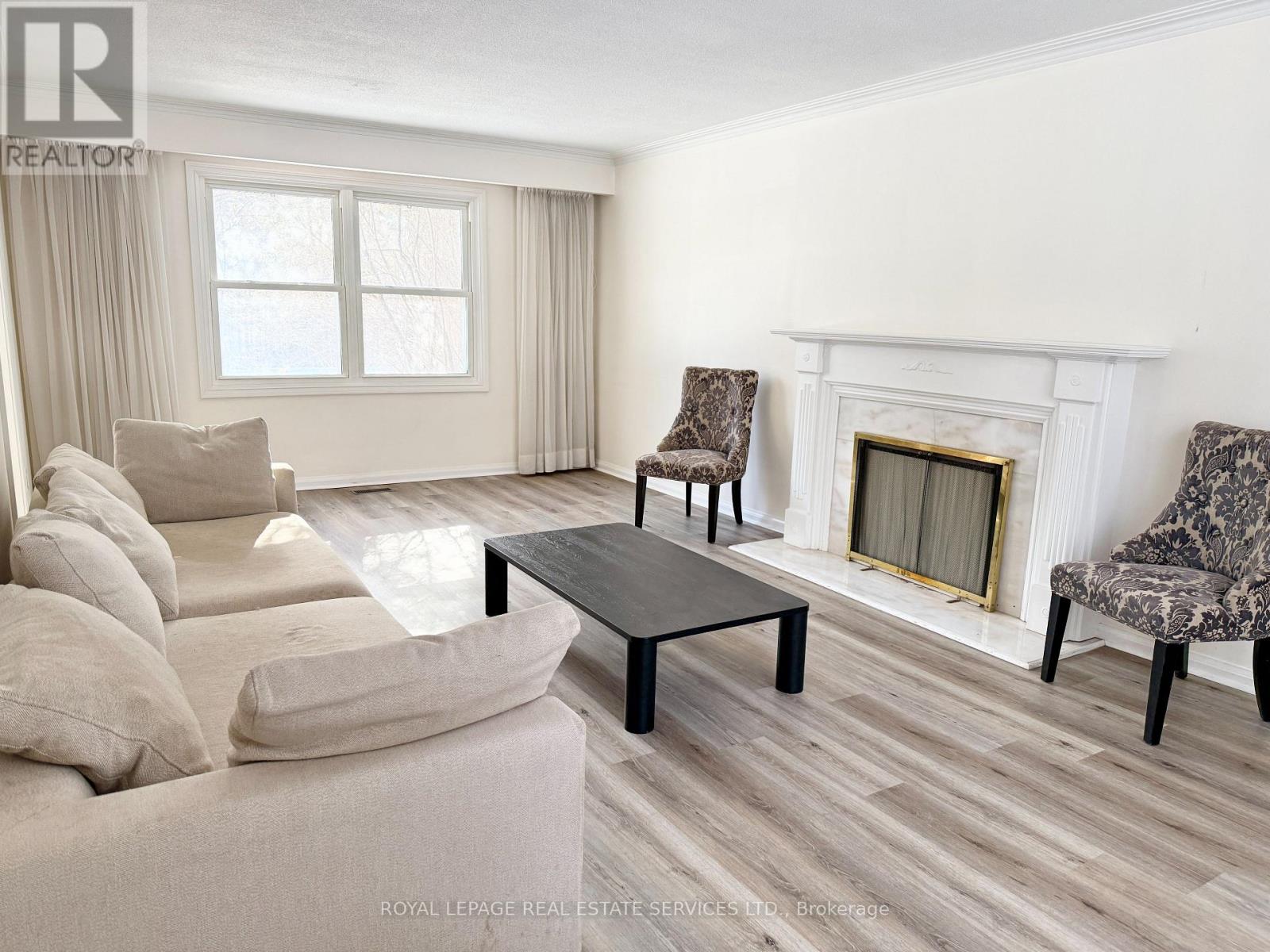 1268 Cleaver Drive, Oakville, Ontario  L6J 1W3 - Photo 2 - W12670000