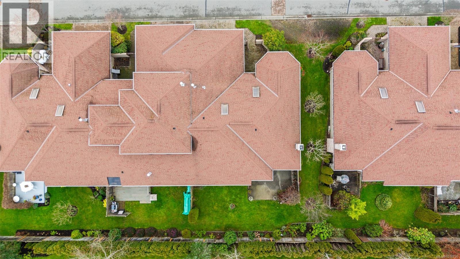 403 4515 Pipeline Rd, Saanich, British Columbia  V8Z 5M3 - Photo 45 - 1018716