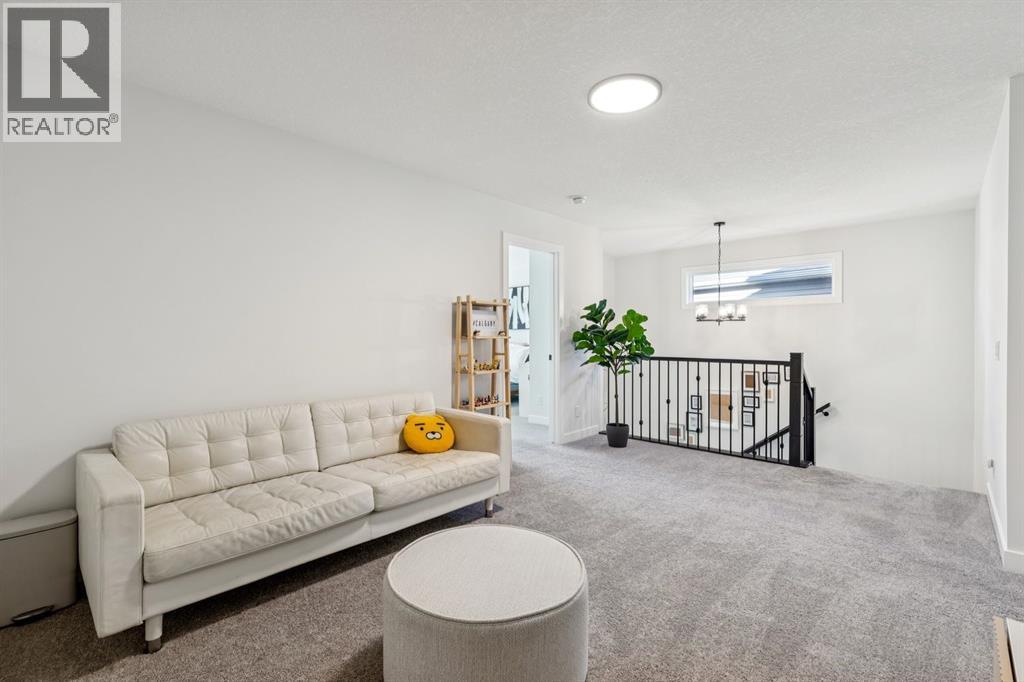 170 Creekstone Path Sw, Calgary, Alberta  T2X 4P8 - Photo 27 - A2285765